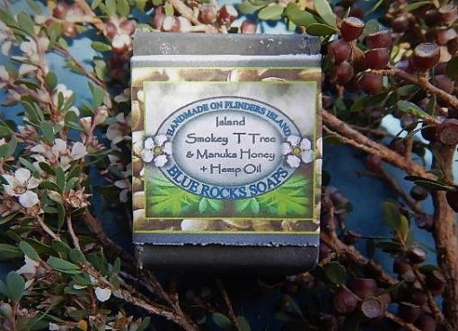 flindersisland/manukahoneyessentialoil/activatedcharcoal/organichempoil/